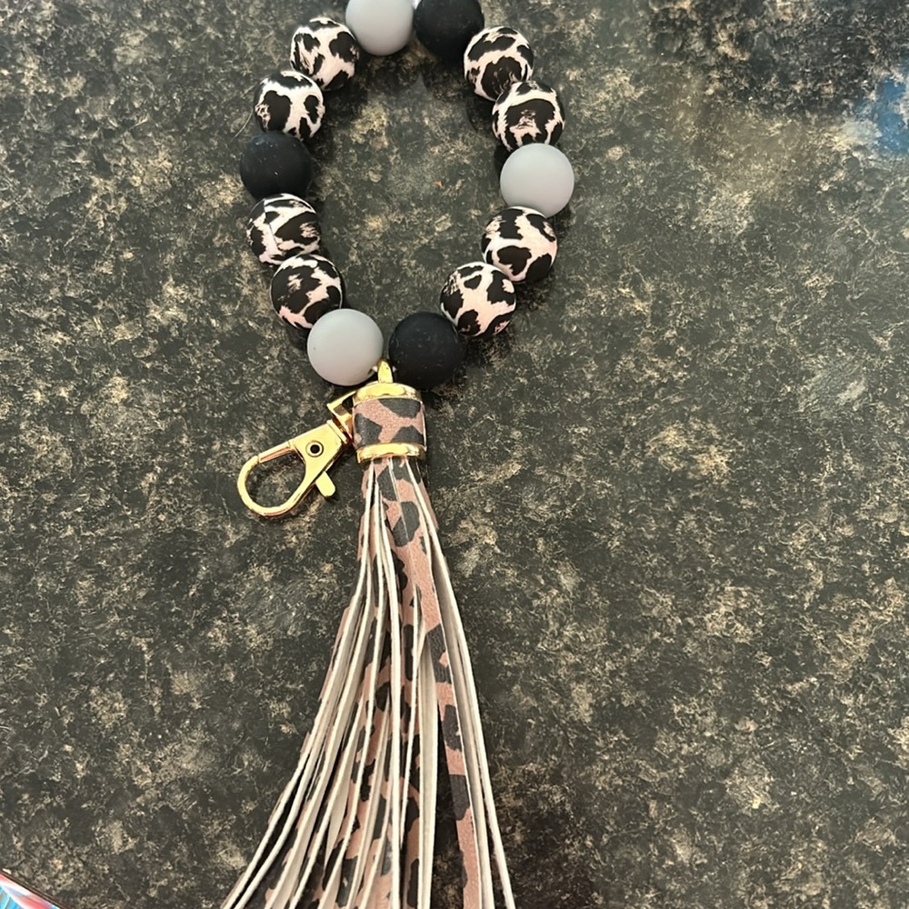 Keychain Bracelets - Picture 7 of 16